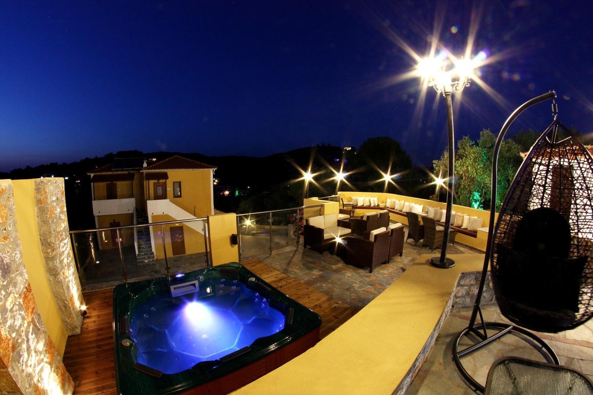 Skiathos Island Suites Трулос Екстер'єр фото