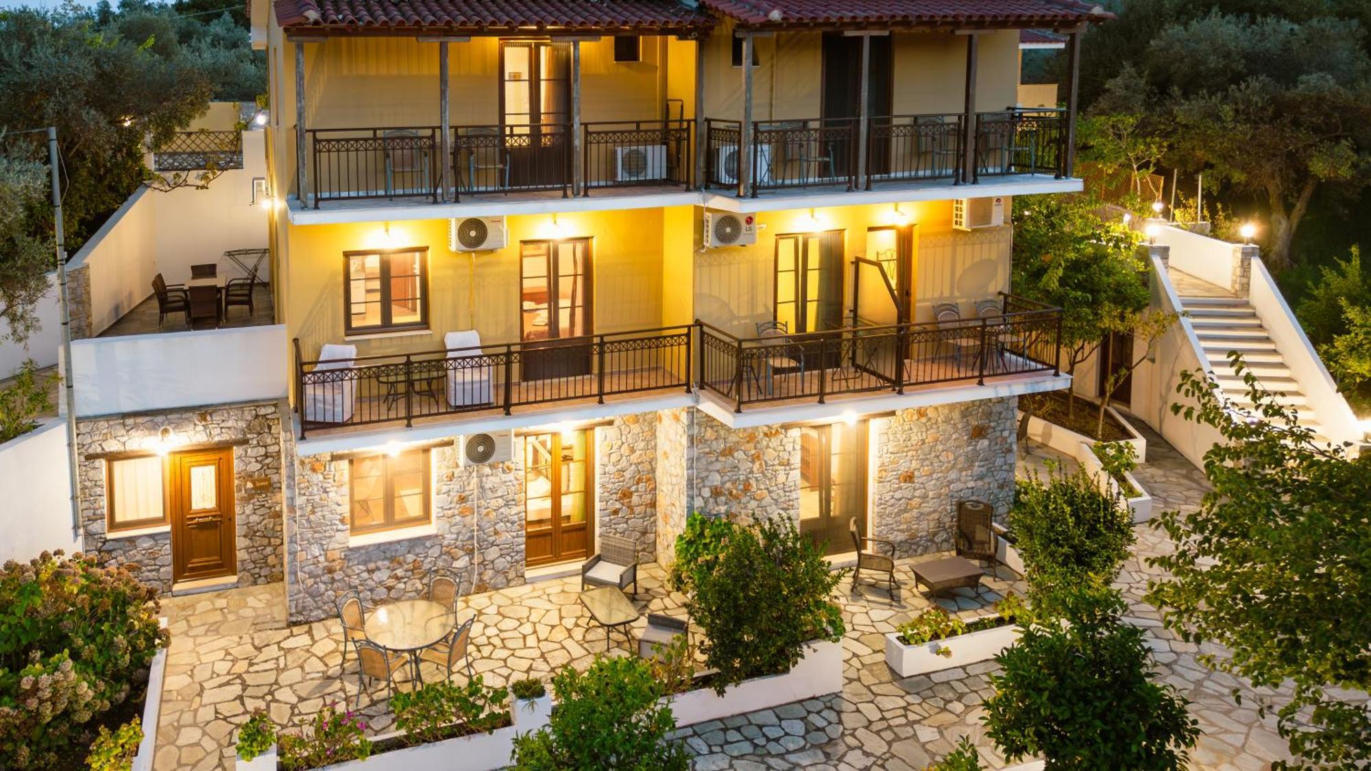 Skiathos Island Suites Трулос Екстер'єр фото